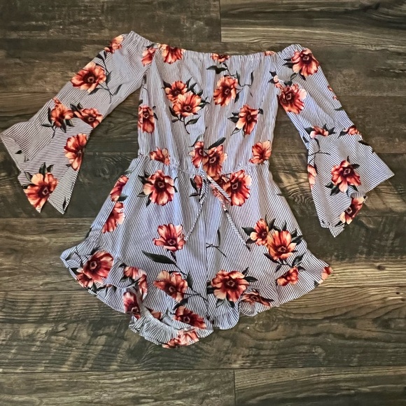 Off shoulder romper - Picture 2 of 2